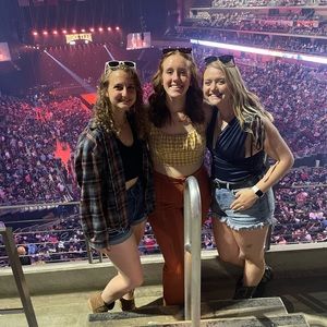 Meet your Posher, Autumn